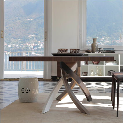Table Artistico et ses 6 Chaises Malik